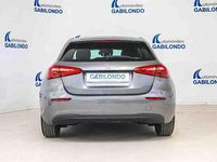 Usado Mercedes A180 116 CV (85 kW) 2020 Gris Utilitario