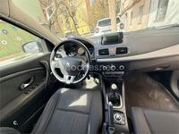 Usado Renault Mégane GrandTour Dynamique 110 CV (80 kW) 2011 Gris / plata Familiar