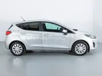 Usado Ford Fiesta Trend 75 CV (55 kW) 2022 Gris / plata Utilitario