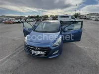 Usado Hyundai i30 100 CV (73 kW) 2016 Azul Berlina