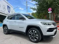 Usado Jeep Compass Limited 190 CV (139 kW) 2021 Gris / plata SUV