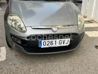 Usado Fiat Punto Evo Active 77 CV (56 kW) 2010 Gris / plata Utilitario