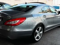 Usado Mercedes CLS350 265 CV (194 kW) 2011 Gris / plata Coupe