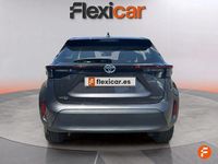 Usado Toyota Yaris Hybrid Active 116 CV (85 kW) 2024 Gris SUV
