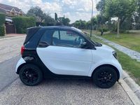Usado Smart ForTwo Cabrio Passion 71 CV (52 kW) 2016 Blanco Descapotable