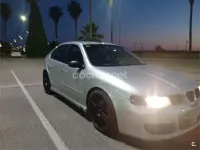 Usado Seat Leon Sport 150 CV (110 kW) 2003 Gris / plata Utilitario