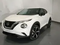 Usado Nissan Juke Tekna 114 CV (83 kW) 2023 Lunar white (metalizado) techo SUV