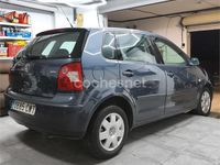 Usado VW Polo Highline 75 CV (55 kW) 2004 Azul Berlina