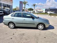 Usado Seat Cordoba Reference 99 CV (72 kW) 2004 Verde Berlina