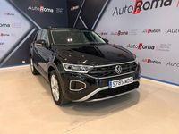 Usado VW T-Roc Life 150 CV (110 kW) 2023 Gris / plata SUV
