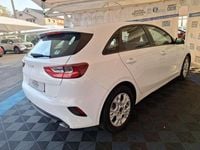 Usado Kia Ceed 120 CV (88 kW) 2023 Blanco Utilitario