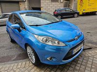 Usado Ford Fiesta Titanium 95 CV (69 kW) 2013 Azul Utilitario