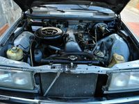 Usado Mercedes 240 73 CV (53 kW) 1983 Gris Familiar