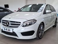 Usado Mercedes B200 AMG line 136 CV (100 kW) 2016 Blanco Monovolumen
