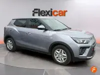 Usado SsangYong Tivoli 135 CV (99 kW) 2024 Gris
