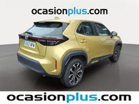 Usado Toyota Yaris Active 116 CV (85 kW) 2024 Oro Utilitario