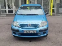 Usado Citroën C3 61 CV (44 kW) 2004 Azul Berlina