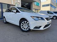 Usado Seat Leon Style 110 CV (80 kW) 2017 Blanco Familiar