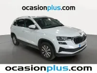 Usado Skoda Karoq Selection 115 CV (84 kW) 2024 Blanco SUV