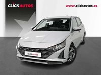 Usado Hyundai i20 79 CV (58 kW) 2025 Gris Utilitario