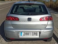 Begagnad Seat Ibiza 110 HK (80 kW) 2003 Grå Sedan