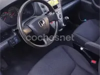 Usado Honda Civic ES 100 CV (73 kW) 2002 Gris / plata Berlina