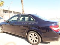 Usado Mercedes C200 Elegance 136 CV (100 kW) 2011 Negro Berlina