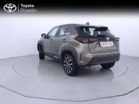 Usado Toyota Yaris Cross Active 116 CV (85 kW) 2022 Marrón SUV