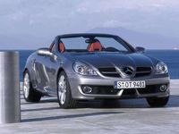 Usado Mercedes SLK200 184 CV (135 kW) 2008 Gris Descapotable