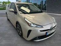 Begagnad Toyota Prius 122 HK (89 kW) 2020 Brun Halvkombi