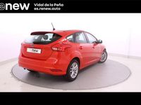 Usado Ford Focus Trend+ 125 CV (91 kW) 2017 Rojo Berlina