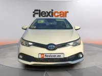 Usado Toyota Auris Hybrid Active 136 CV (100 kW) 2018 Blanco Berlina