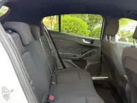 Usado Ford Focus ST-Line 120 CV (88 kW) 2019 Blanco Berlina