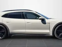 Usado Porsche Taycan 350 kW (476 CV) 2023 Gris Familiar