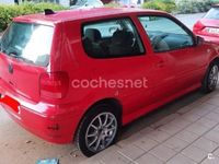Usado VW Polo Trendline 60 CV (44 kW) 2000 Rojo Berlina