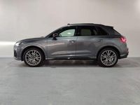 Usado Audi Q3 Ambiente 150 HP (110 kW) 2024 Cinzento SUV