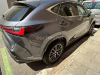 Usado Lexus NX350h Executive Line 242 CV (177 kW) 2022 Gris / plata SUV