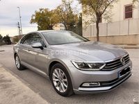 Usado VW Passat Advance 120 CV (88 kW) 2018 Gris / plata Berlina