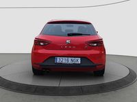 Usado Seat Leon ST FR 140 CV (102 kW) 2013 Rojo Familiar