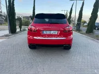 Usado Porsche Cayenne S E-Hybrid Platinum Edition 416 CV (305 kW) 2016 Rojo SUV