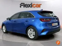 Usado Kia Ceed 120 CV (88 kW) 2021 Azul Utilitario