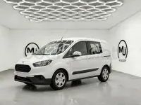 Usado Ford Tourneo Courier Ambiente 75 CV (55 kW) 2019 Blanco Monovolumen