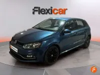 Usado VW Polo 90 CV (66 kW) 2017 Azul Utilitario