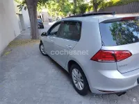 Usado VW Golf VII Advance 140 CV (102 kW) 2014 Gris / plata Berlina