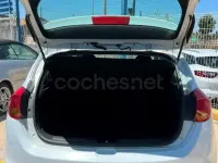 Usado Kia Ceed GT 90 CV (66 kW) 2014 Blanco Berlina