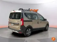 Usado Dacia Dokker Stepway 95 CV (69 kW) 2019 Beige Monovolumen