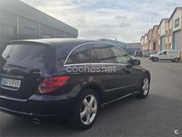 Usado Mercedes R280 190 CV (139 kW) 2006 Negro Monovolumen