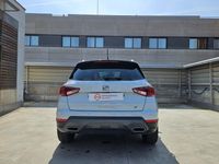 Usado Seat Arona FR 150 CV (110 kW) 2024 Blanco glacial SUV