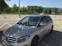Usado Mercedes B200 136 CV (100 kW) 2015 Gris / plata Utilitario