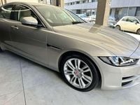 Usado Jaguar XE Prestige 179 CV (131 kW) 2018 Beige Berlina